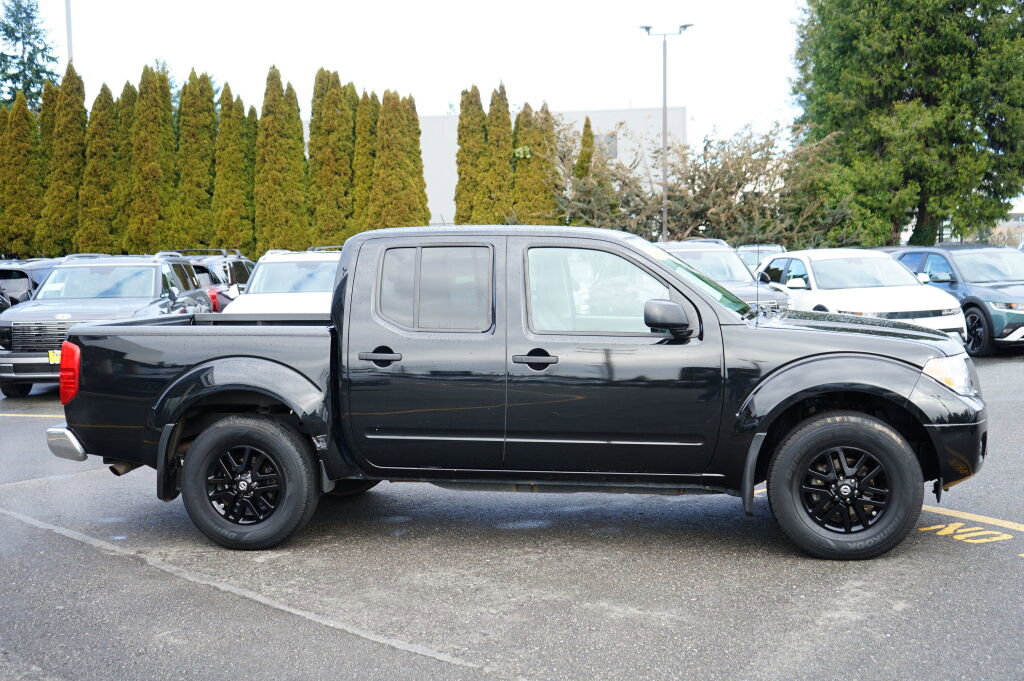 Used 2019 Nissan Frontier SV image 5