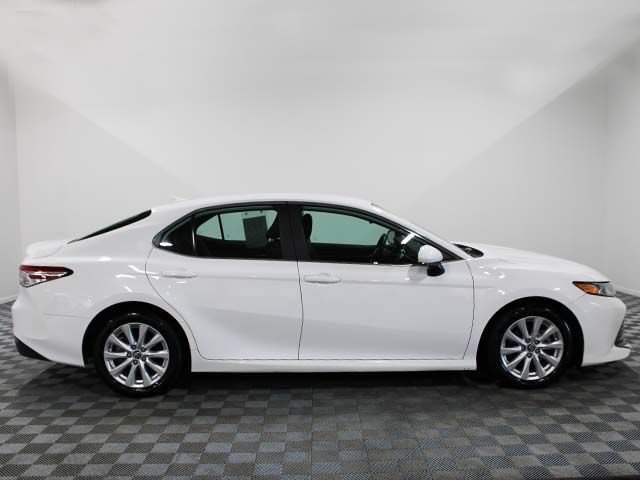 Certified 2019 Toyota Camry LE FWD image 7