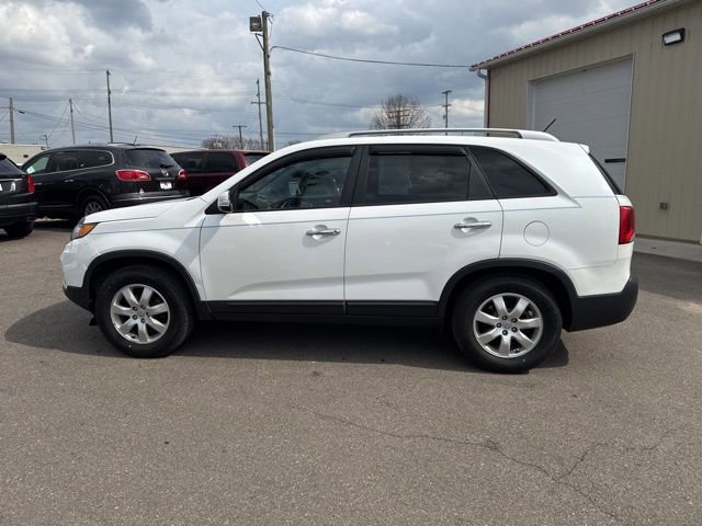 Used 2013 Kia Sorento LX w/ Convenience Pkg image 6