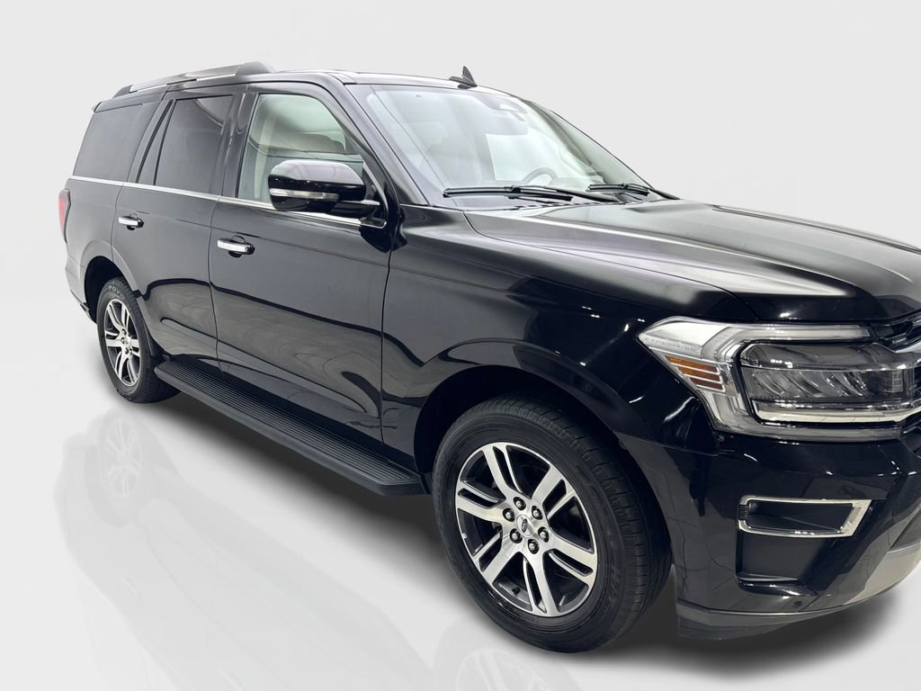 Used 2024 Ford Expedition Limited image 12