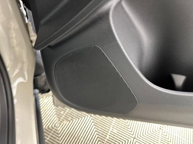 Used 2026 Buick Envista Sport Touring w/ Studio Series image 29