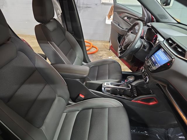 Used 2023 Chevrolet TrailBlazer RS w/ Convenience Package image 14