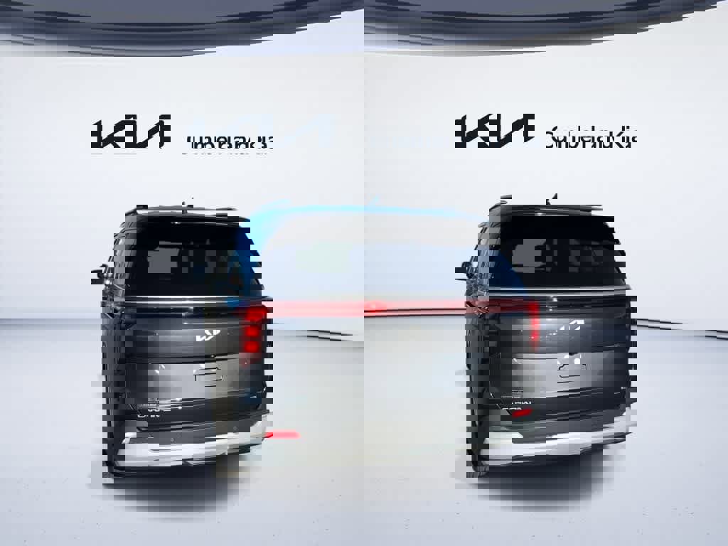 New 2026 Kia Carnival EX FWD image 7