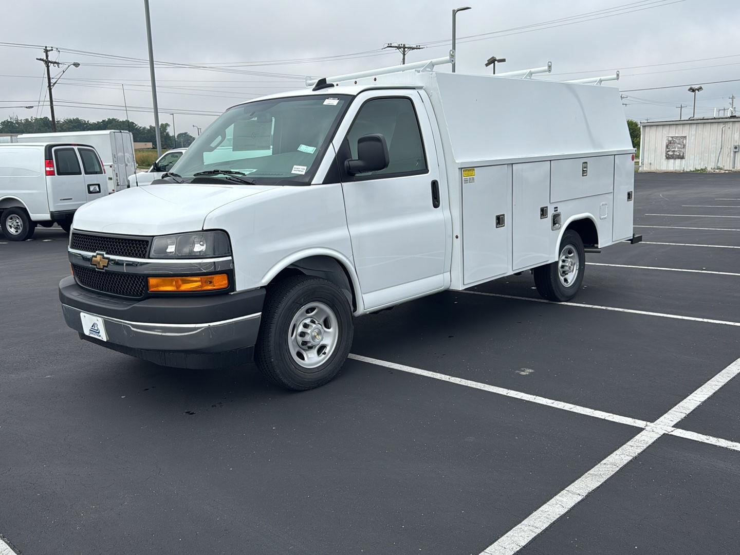 New 2026 Chevrolet Express 3500 w/ Power Convenience Package RWD image 1