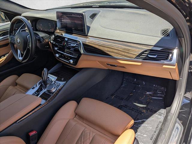 Used 2021 BMW 530i w/ Convenience Package RWD image 23