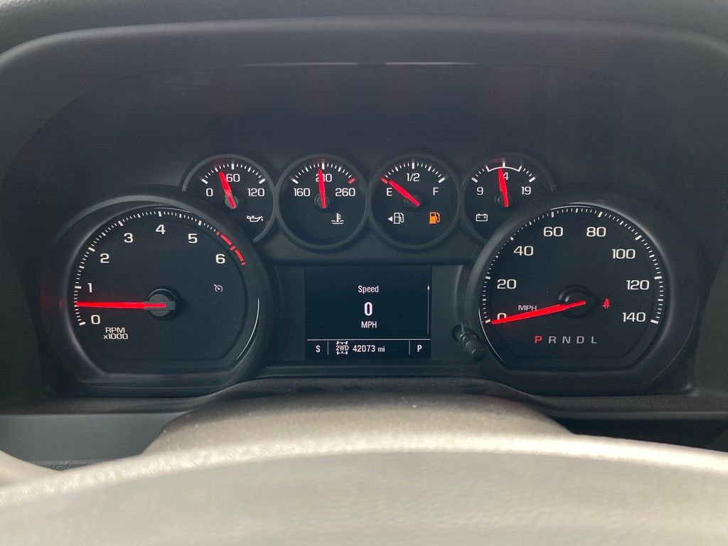 Used 2024 Chevrolet Silverado 2500 Custom w/ Custom Value Package image 16