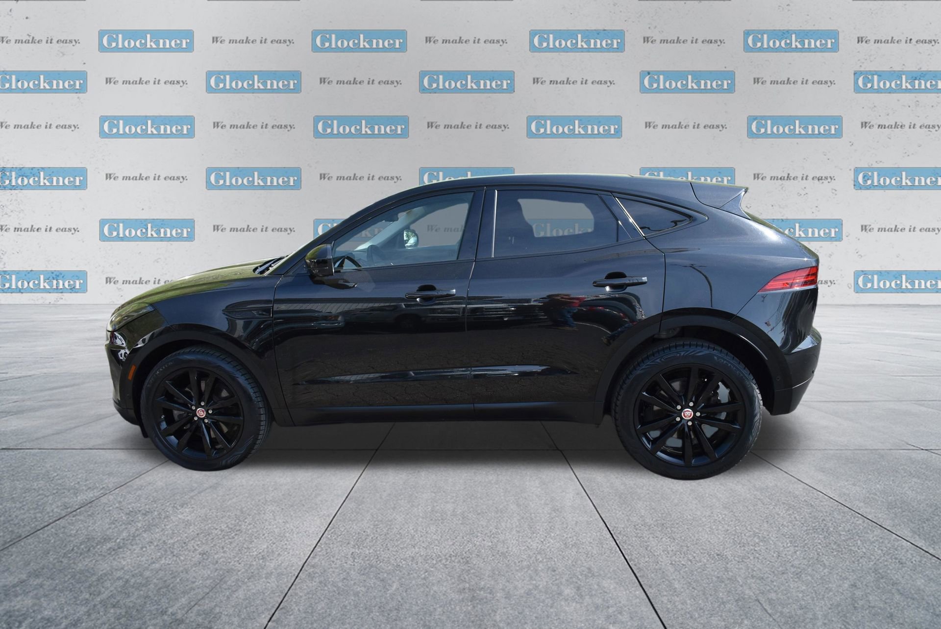 Used 2021 Jaguar E-PACE SE image 9