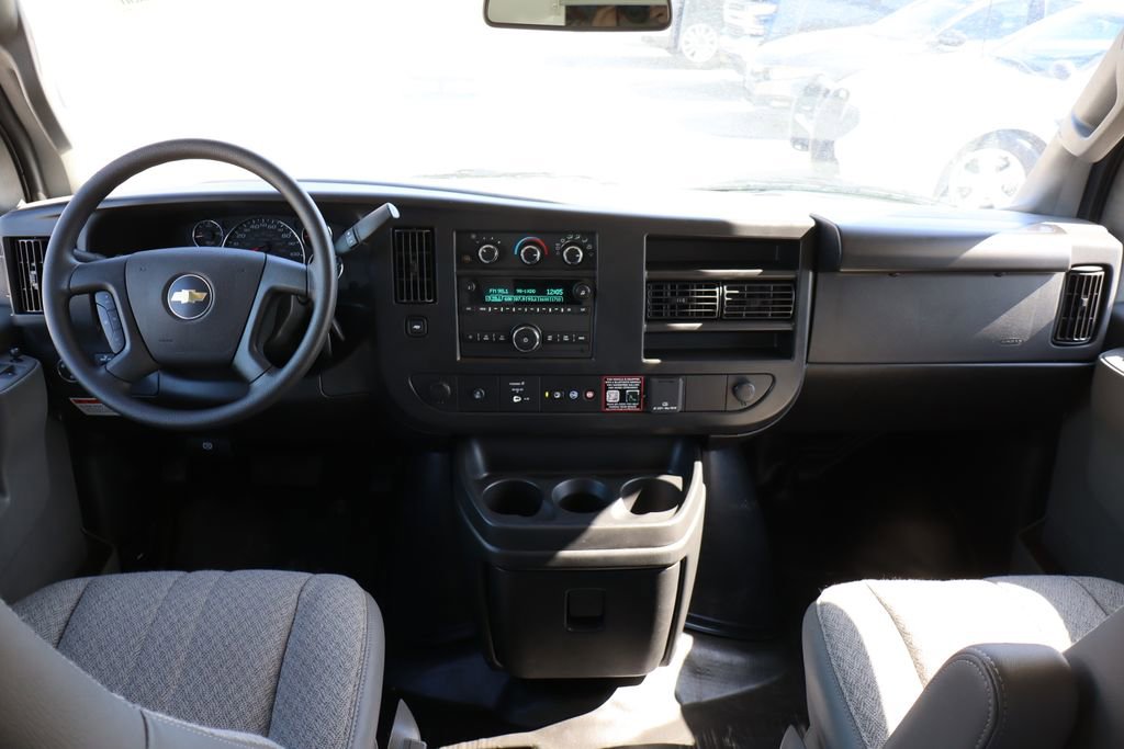 New 2026 Chevrolet Express 3500 w/ Power Convenience Package image 33