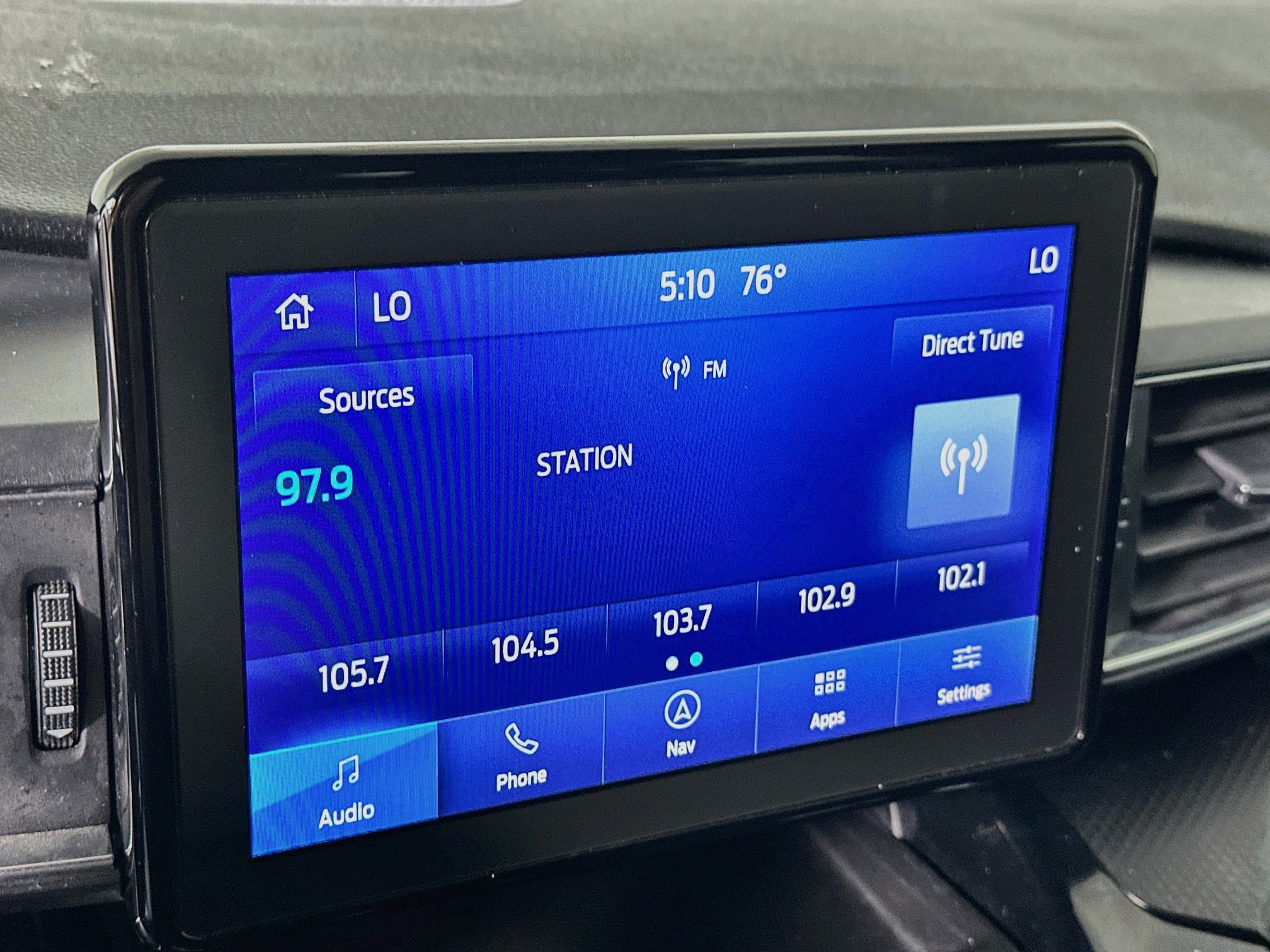 Used 2022 Ford Explorer ST-Line AWD/4WD image 21