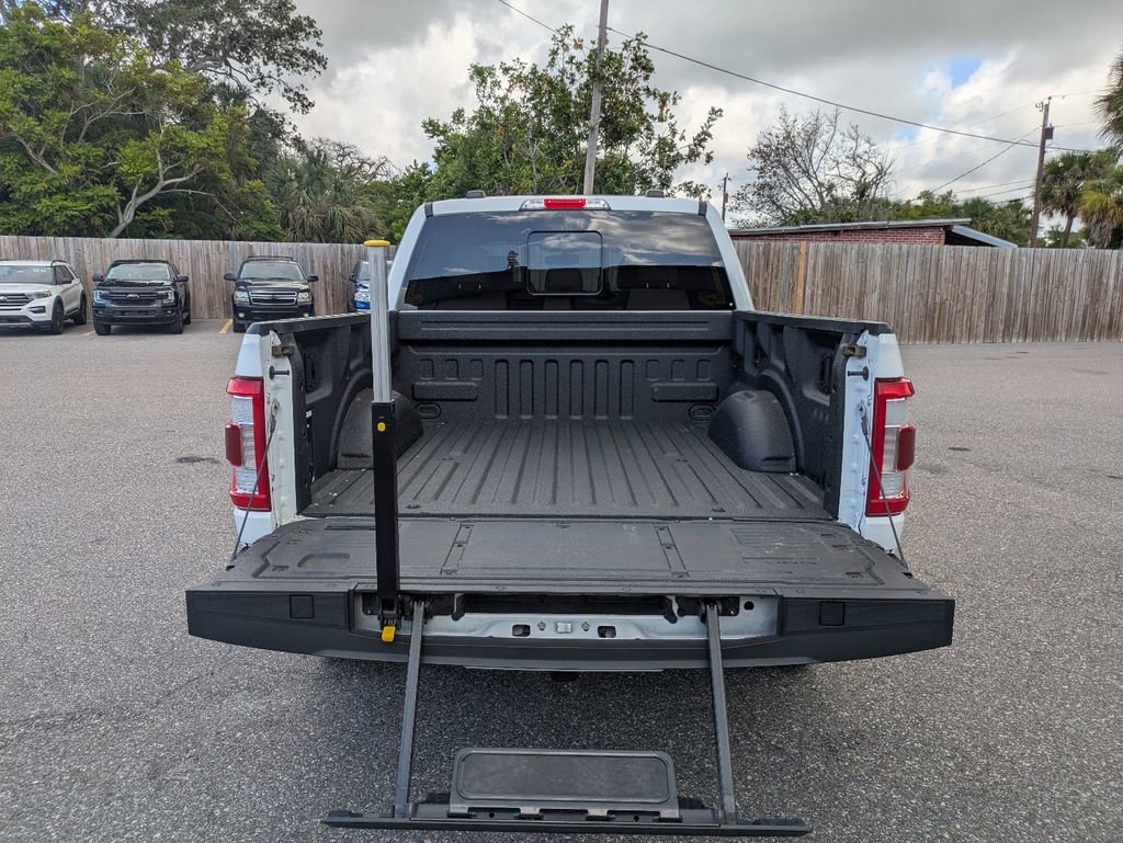 Used 2022 Ford F150 Lariat w/ Equipment Group 502A High AWD/4WD image 13
