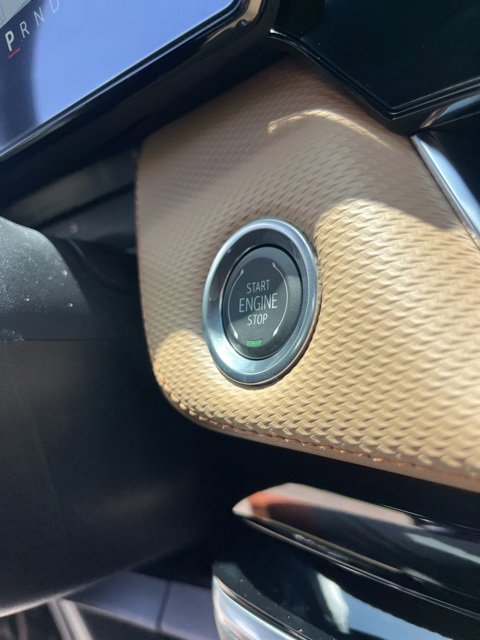 New 2026 Chevrolet Equinox ACTIV w/ Convenience Package III image 22