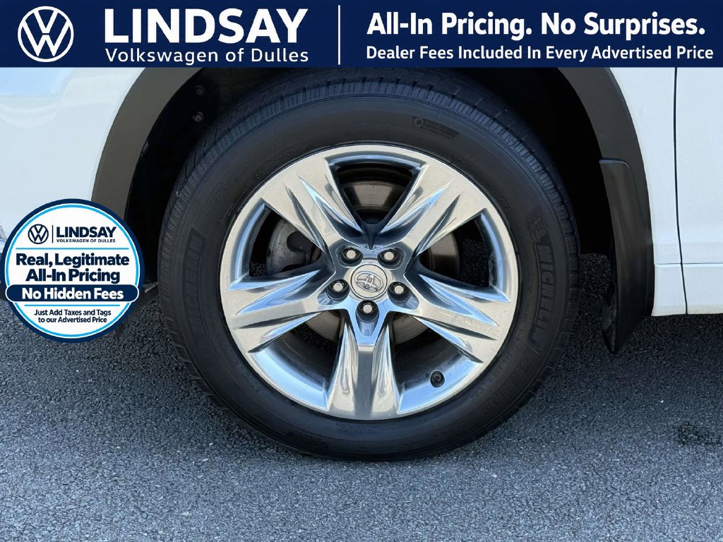 Used 2015 Toyota Highlander Limited AWD/4WD image 8