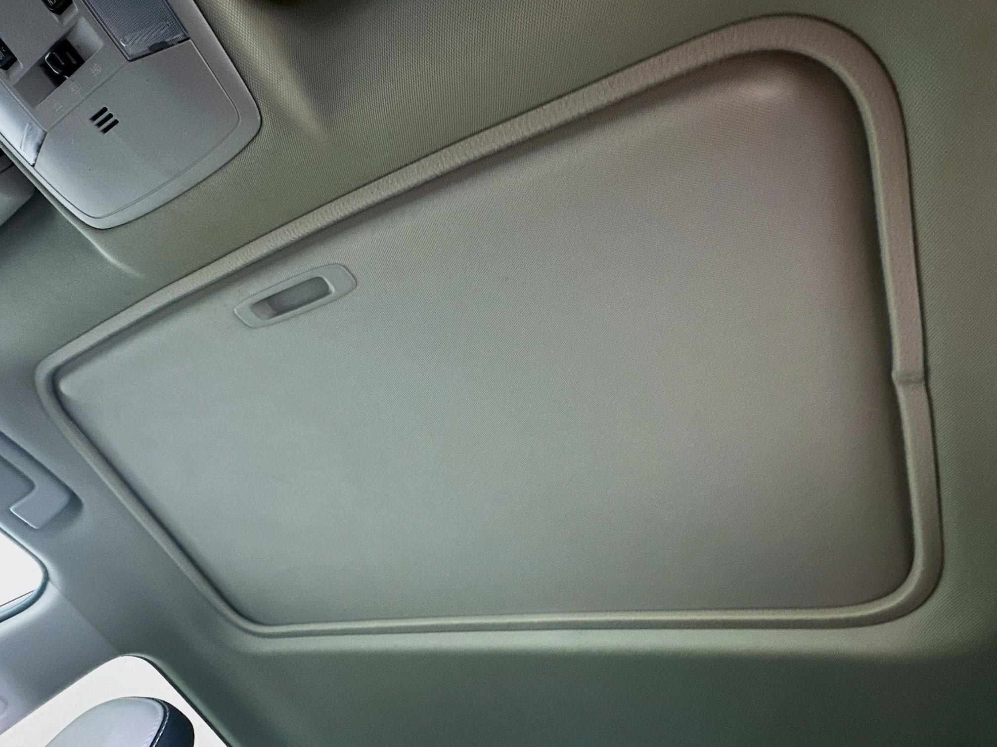 Used 2017 Toyota RAV4 XLE FWD image 25