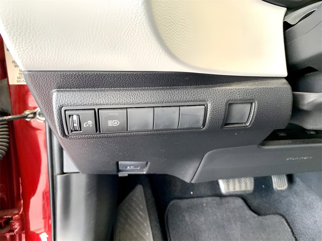 Used 2022 Toyota Corolla SE image 26