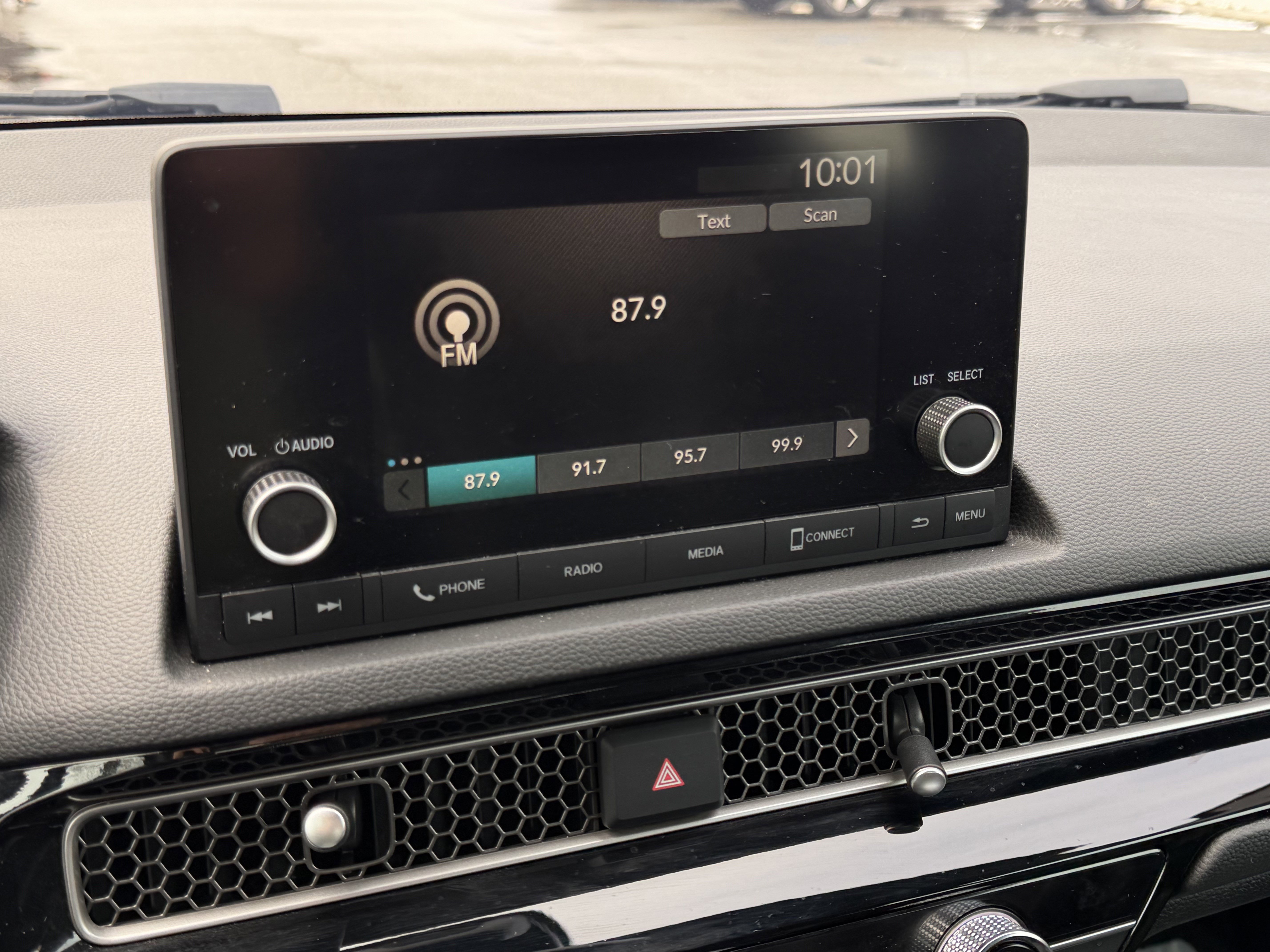 Used 2023 Honda Civic Sport image 19