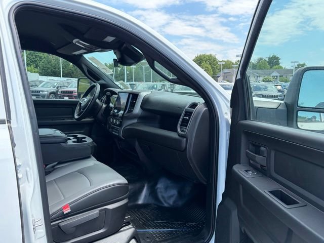 New 2026 RAM 3500 Tradesman AWD/4WD image 26