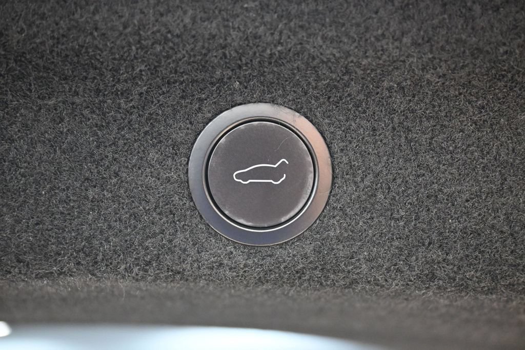 Used 2026 Tesla Model Y Long Range AWD/4WD image 20