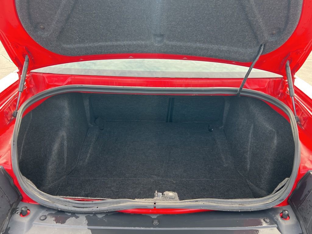 Used 2023 Dodge Challenger SXT image 7