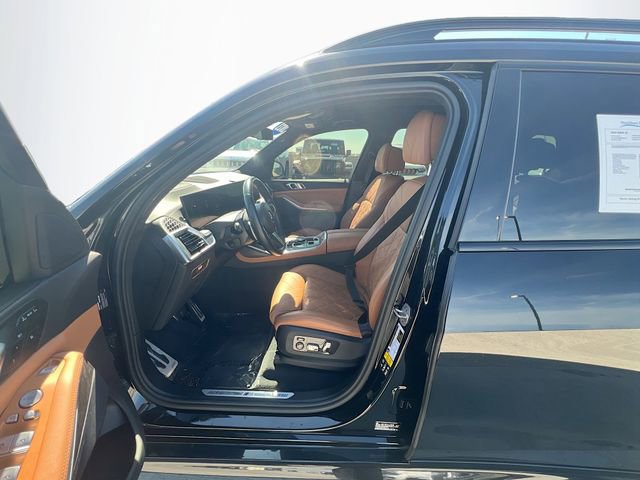 Used 2023 BMW X7 xDrive40i w/ M Sport Package image 10