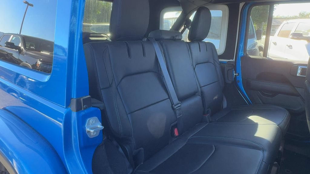 Used 2024 Jeep Wrangler Unlimited Rubicon 4xe AWD/4WD image 13