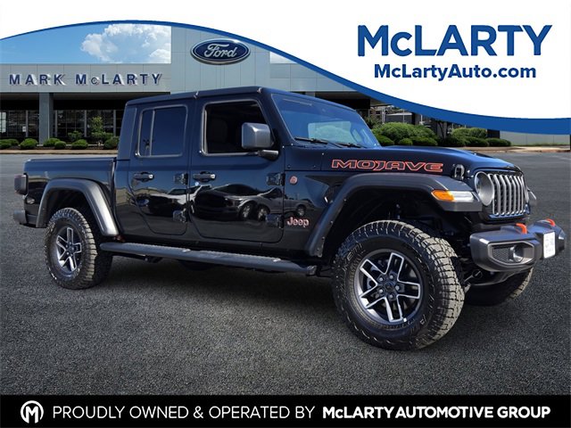 Used 2025 Jeep Gladiator Mojave w/ Convenience Group