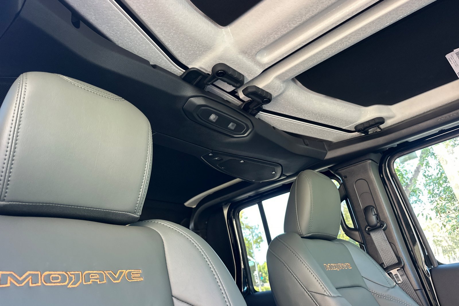 New 2026 Jeep Gladiator Mojave AWD/4WD image 15