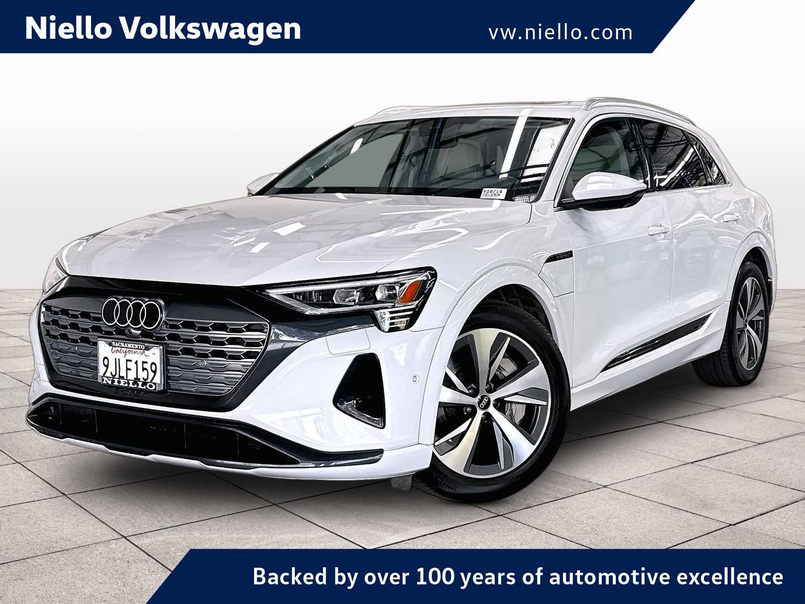 Used 2024 Audi Q8 e-tron Premium Plus AWD/4WD image 1