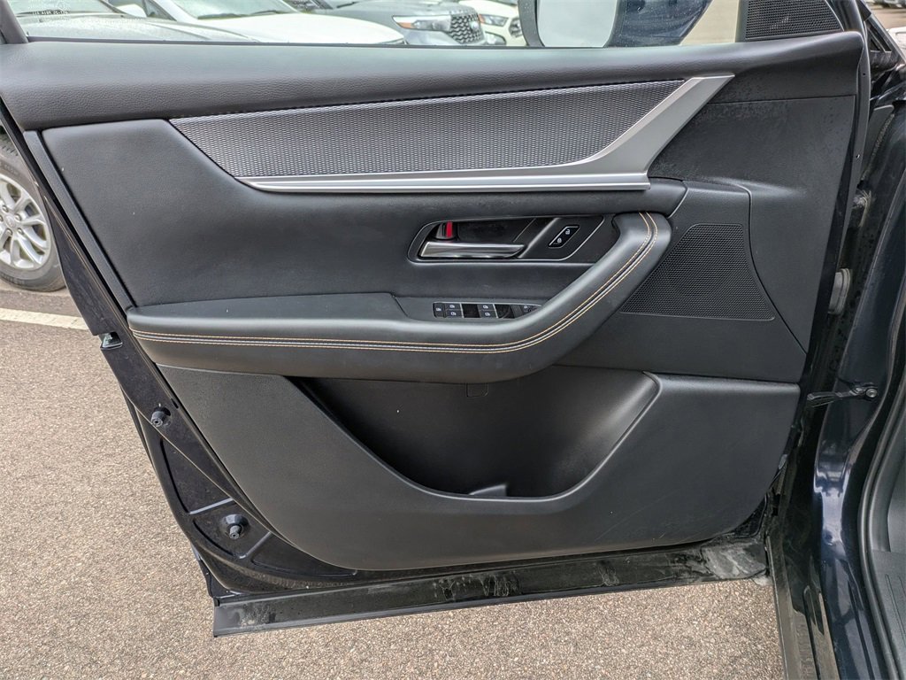 Used 2024 MAZDA CX-90 Plug-In Hybrid w/ Preferred image 10