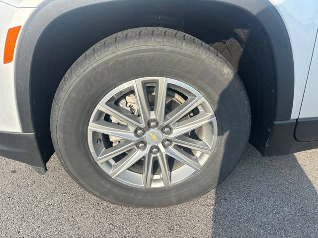 Used 2022 Chevrolet Traverse LT AWD/4WD image 9