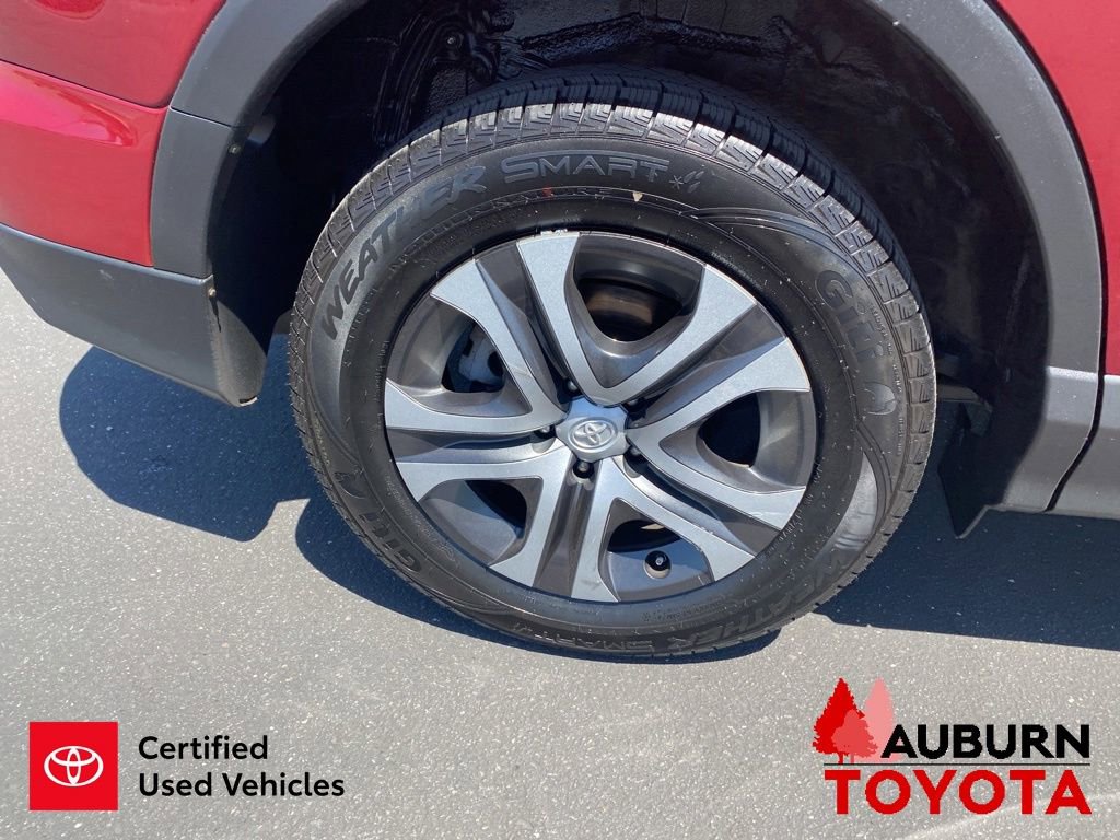 Certified 2018 Toyota RAV4 LE w/ All Weather Liner Package AWD/4WD image 10