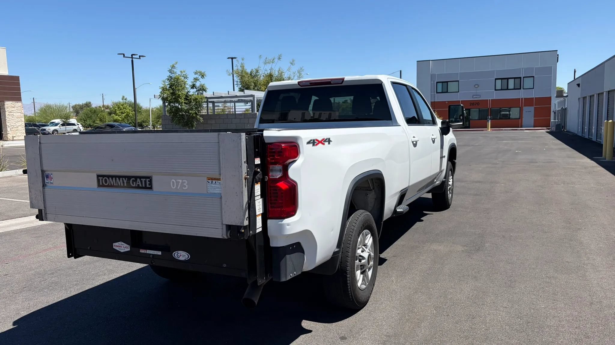 Used 2023 Chevrolet Silverado 2500 LT AWD/4WD image 5