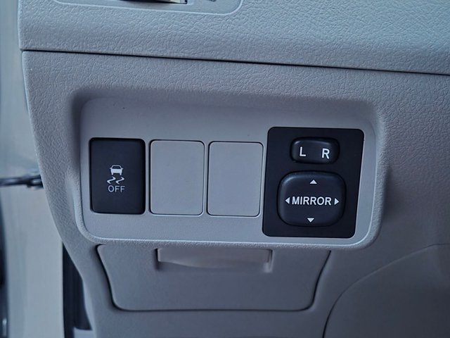 Used 2011 Toyota Corolla LE FWD image 14