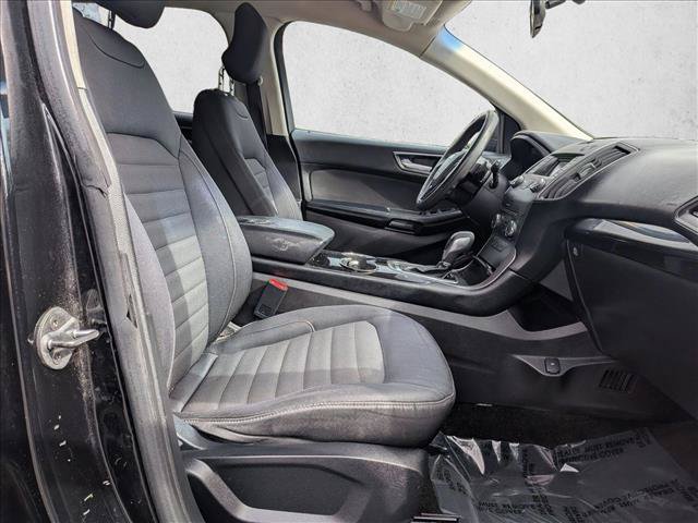 Used 2017 Ford Edge SE FWD image 21
