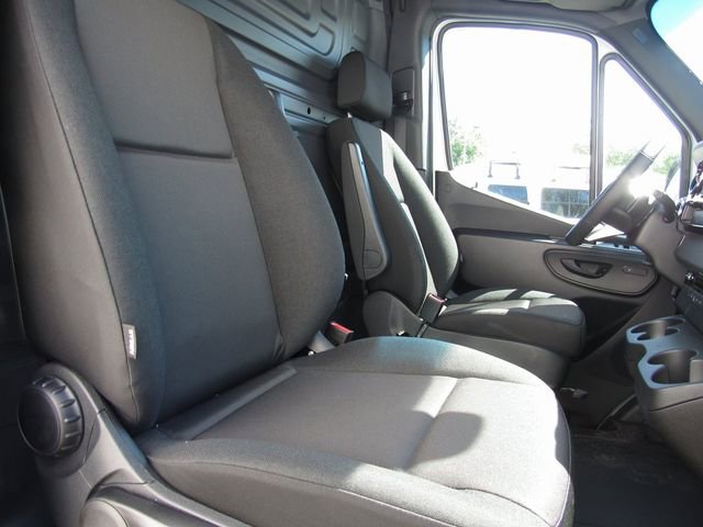 New 2025 Mercedes-Benz Sprinter 2500 image 14