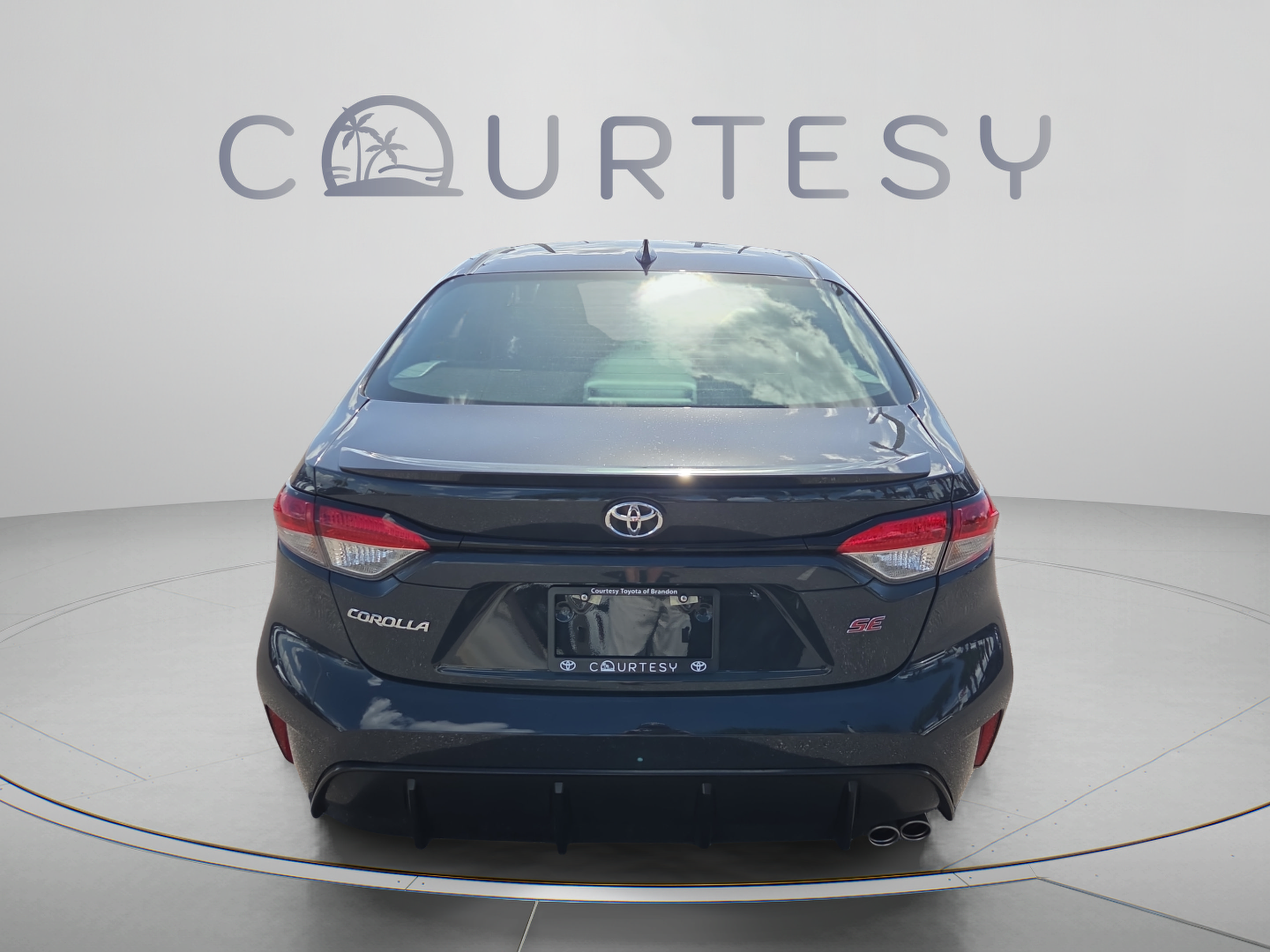 Certified 2026 Toyota Corolla SE FWD image 4