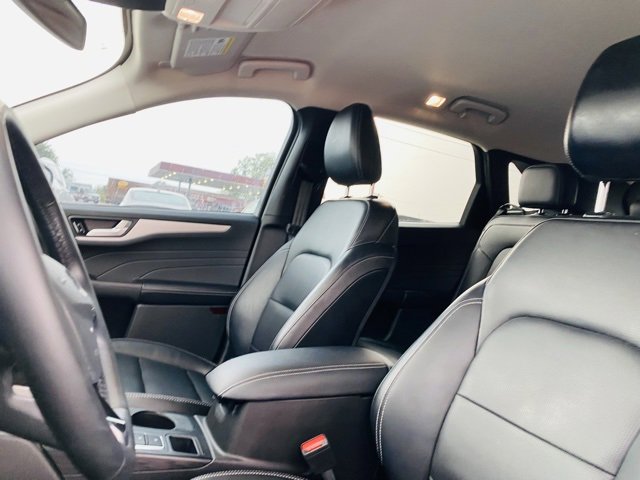 Used 2023 Ford Escape Platinum image 29