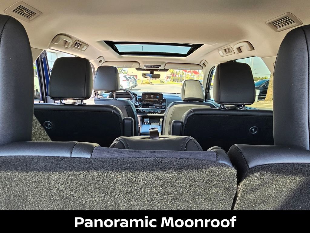 Used 2025 Nissan Pathfinder SL w/ SL Premium Package image 13