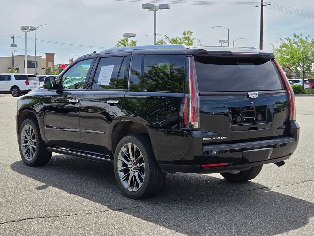 Used 2020 Cadillac Escalade Premium Luxury w/ Escalade Sport Edition AWD/4WD image 13