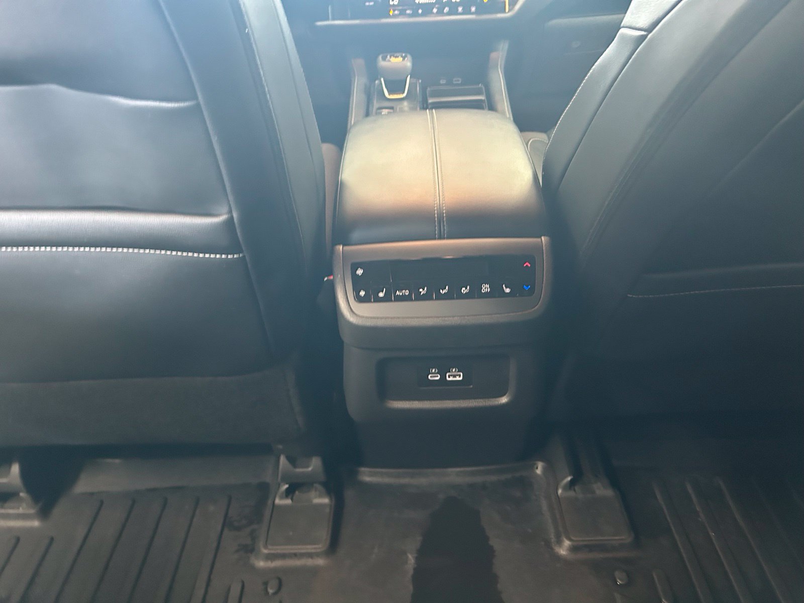 Used 2023 Nissan Pathfinder SL w/ SL Premium Package AWD/4WD image 26