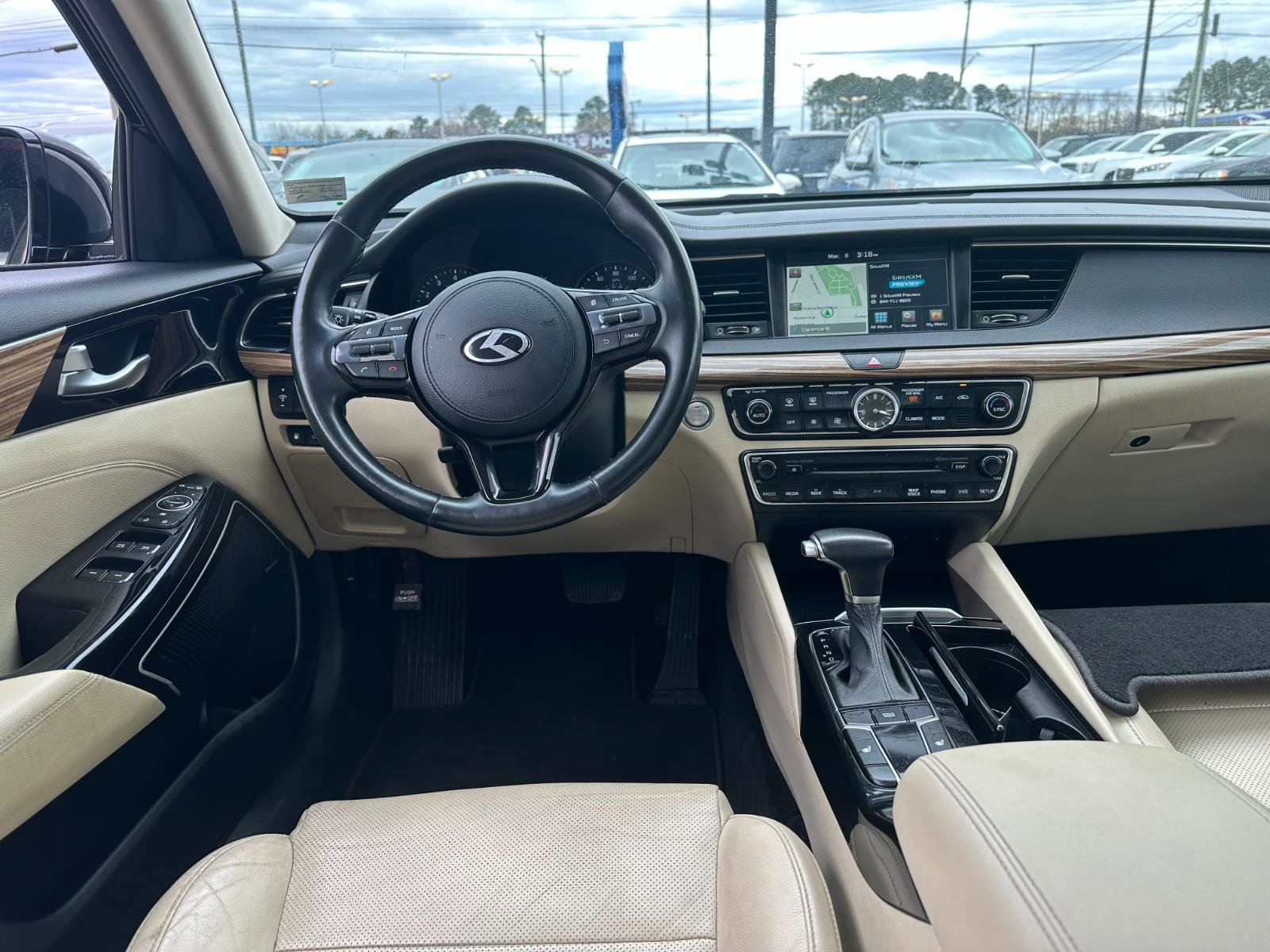 Used 2017 Kia Cadenza Premium w/ Luxury Package image 22