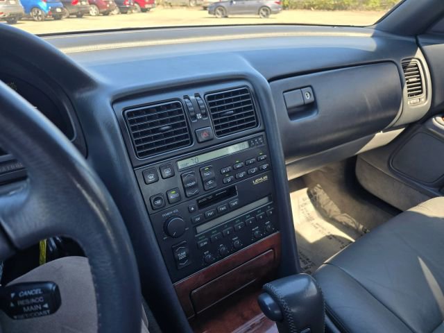 Used 1991 Lexus LS 400 image 25