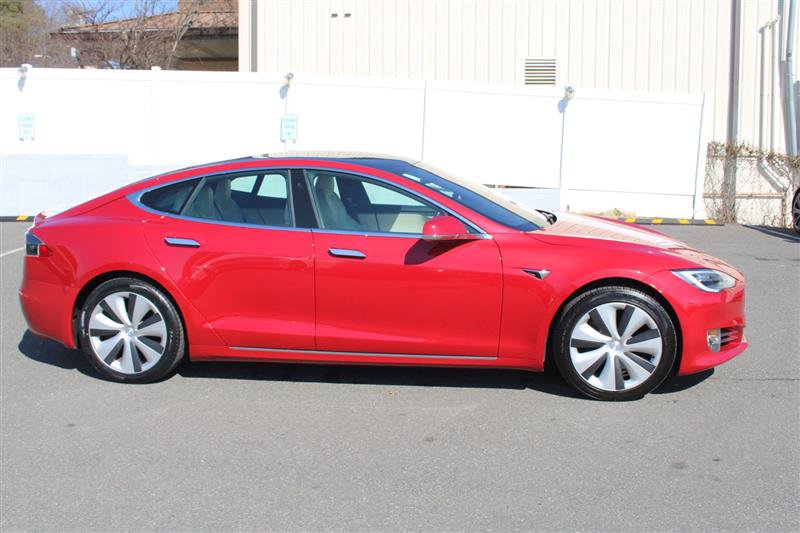 Used 2021 Tesla Model S Long Range Plus image 9