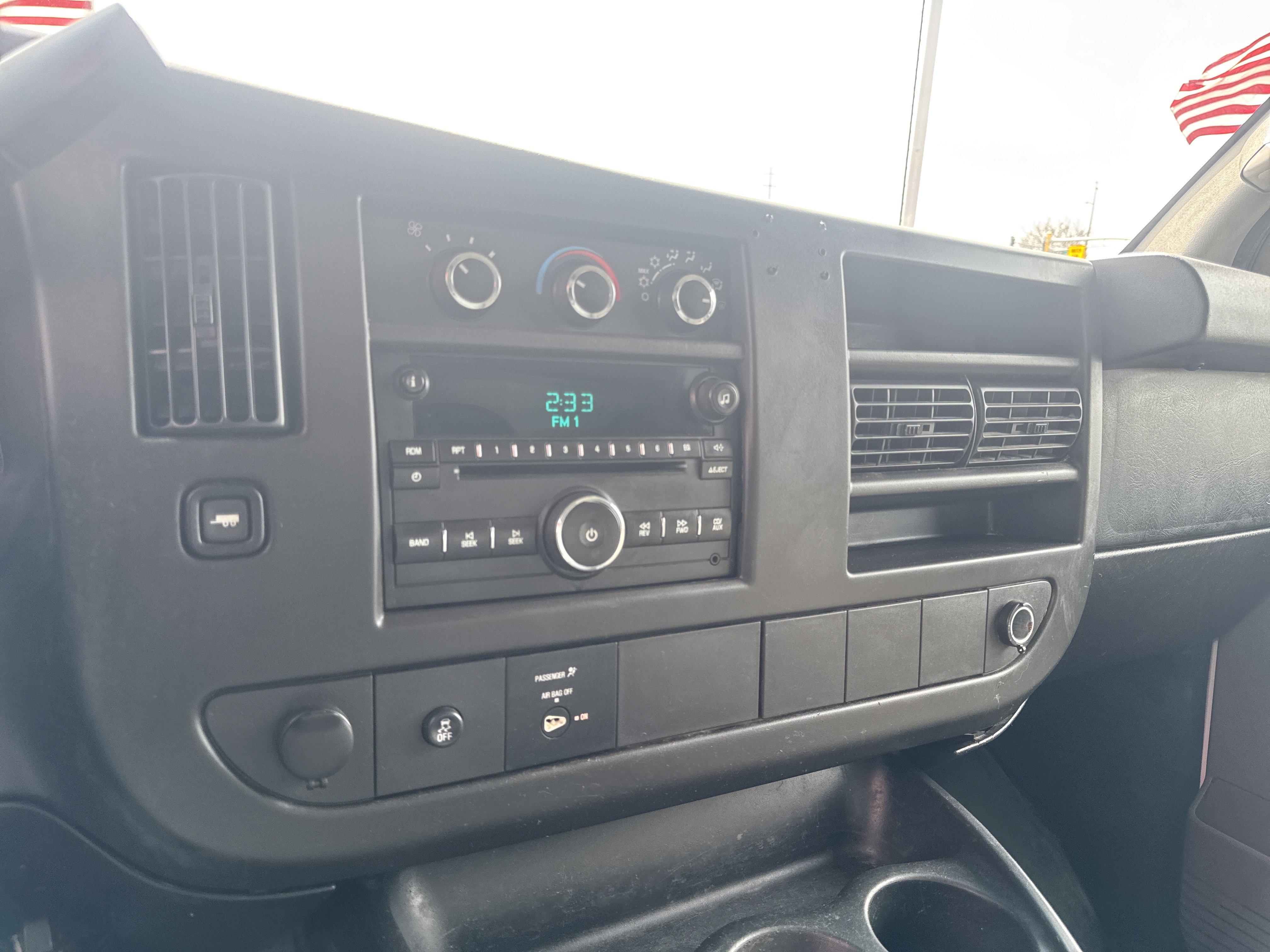 Used 2013 GMC Savana 3500 image 20