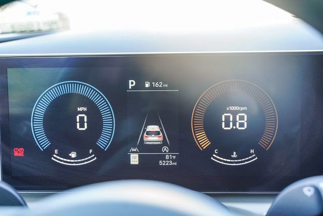 Used 2025 Hyundai Tucson SE image 25