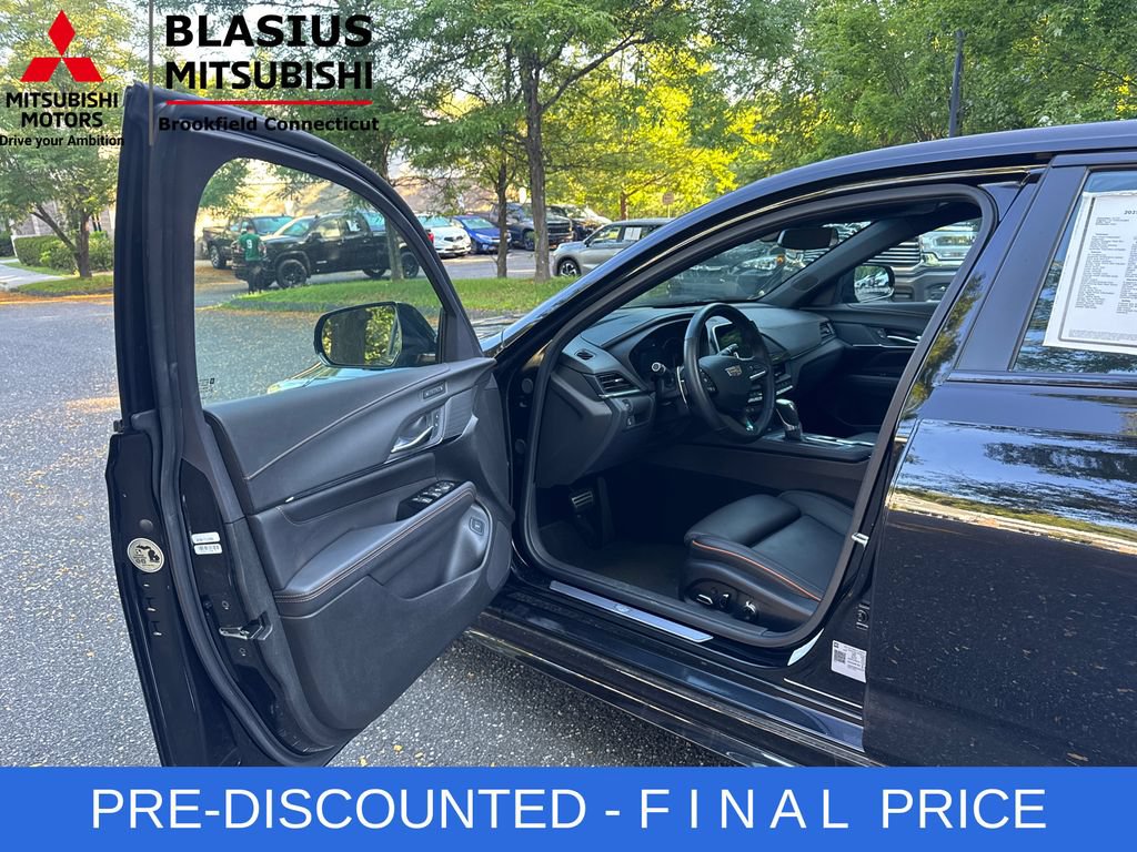 Used 2025 Cadillac CT4 Sport w/ Climate Package AWD/4WD image 10