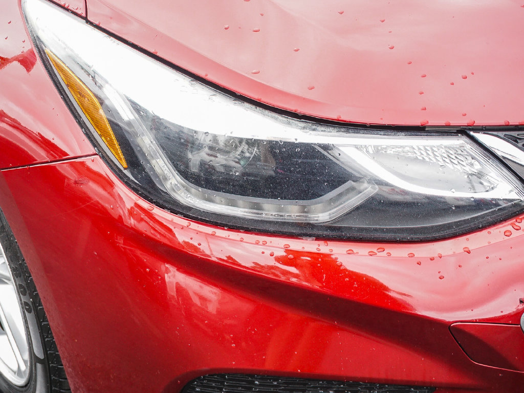 Used 2018 Chevrolet Cruze LT w/ Convenience Package FWD image 11