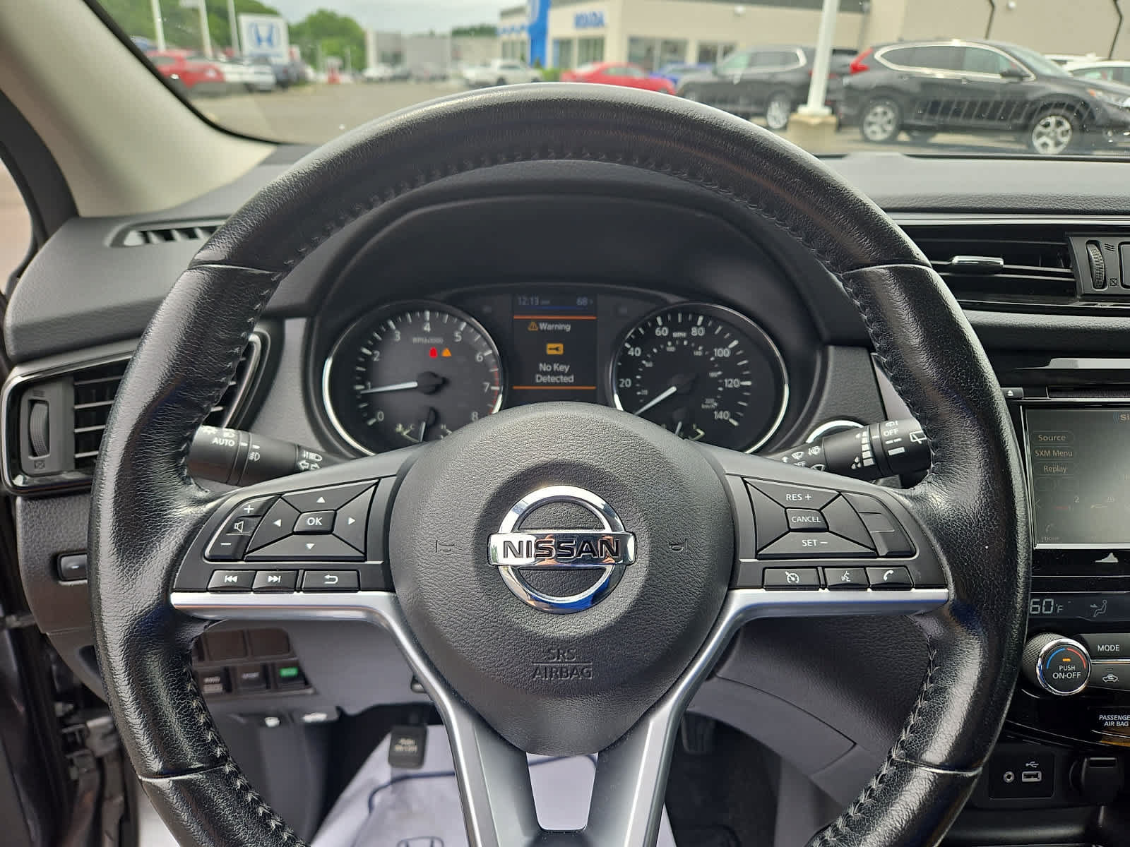 Used 2020 Nissan Rogue Sport SV w/ All-Weather Package AWD/4WD image 19