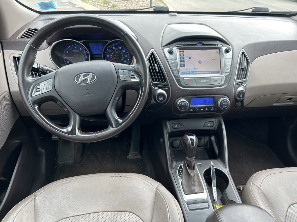 Used 2015 Hyundai Tucson Limited w/ Option Group 03 image 12