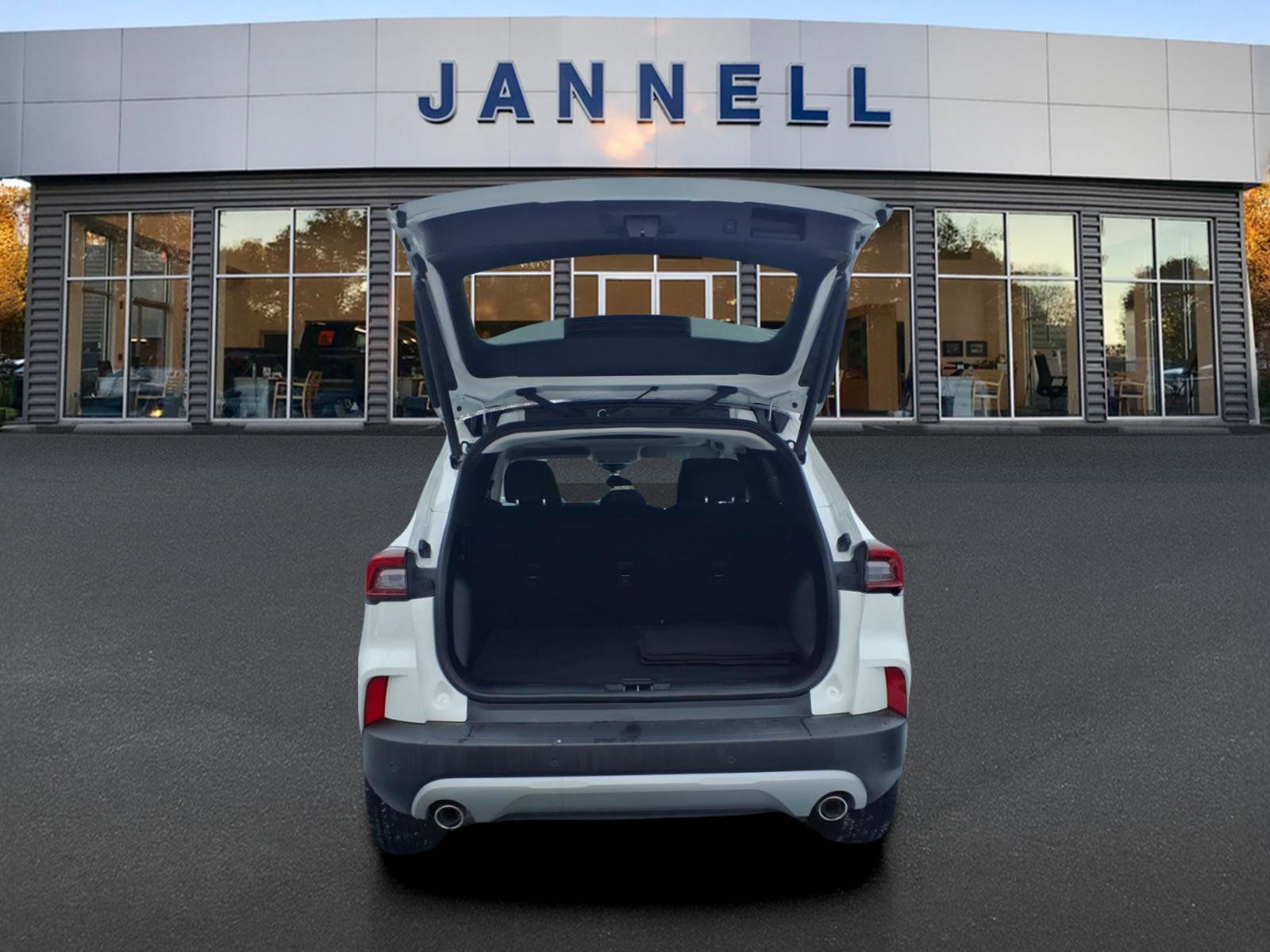 Used 2023 Ford Escape Active w/ Tech Pack #1 image 10