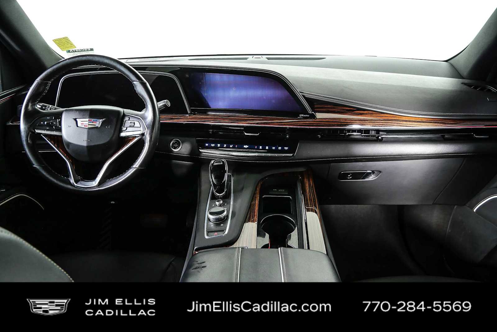 Used 2021 Cadillac Escalade Luxury RWD image 21